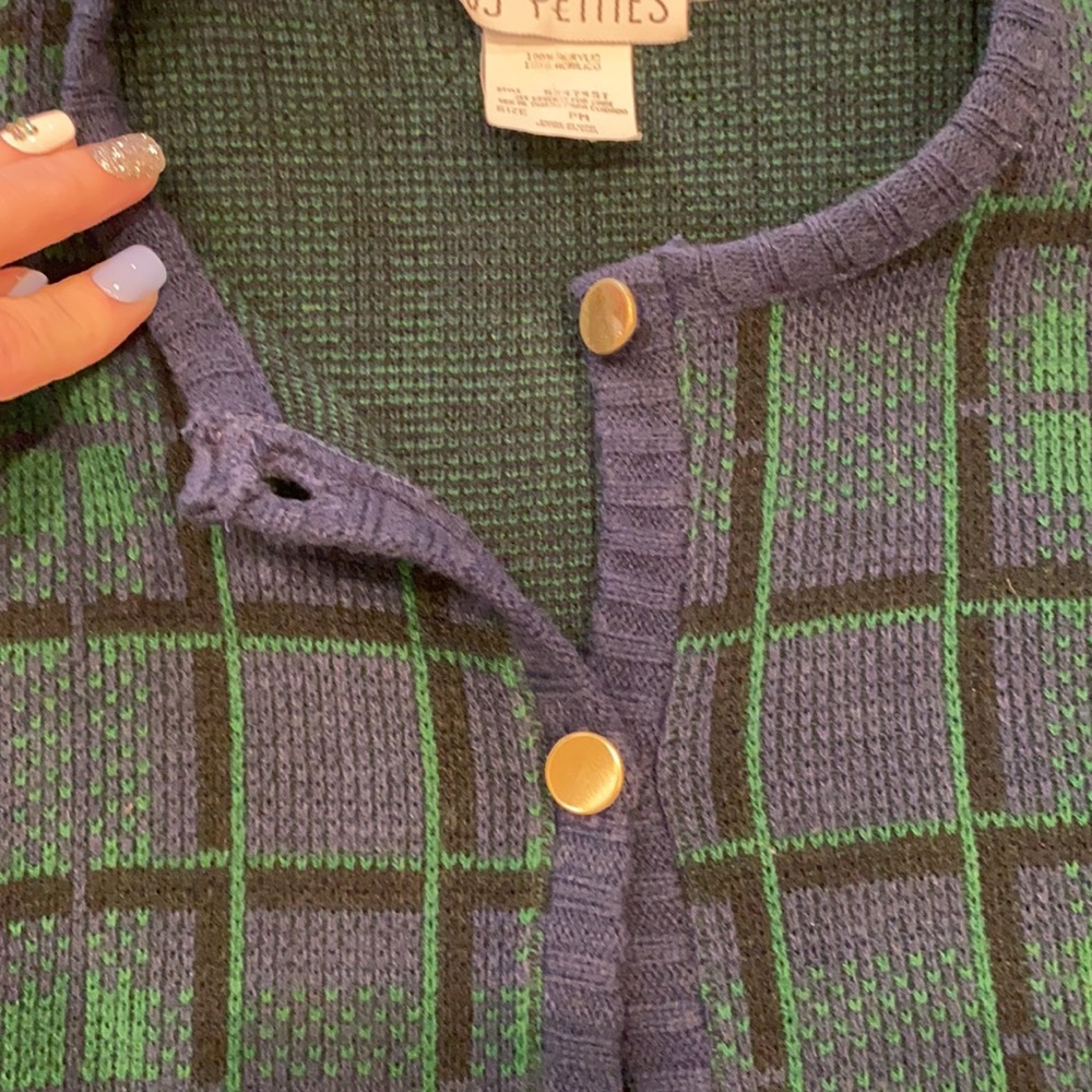 Cardigan - Picture 5 of 5